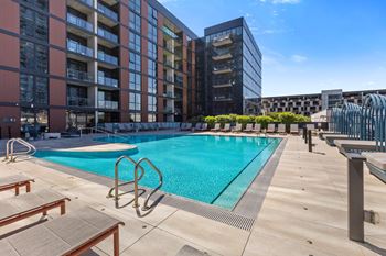 Sparkling outdoor pool at the mason apartments in chicago, il 60607